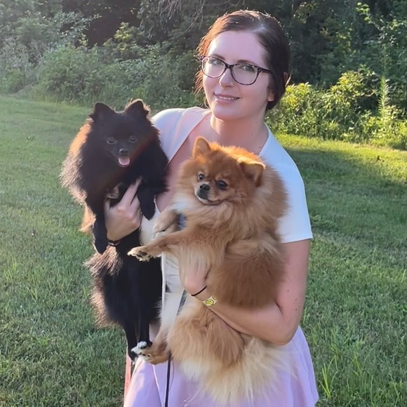 Hello, my names Amanda! Welcome 🤗 - Picture 3 of 4